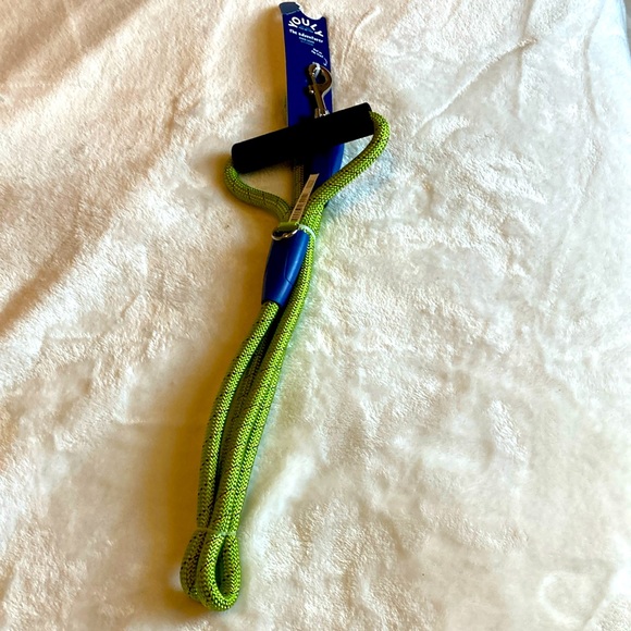 YOULY Green/Blue Reflective Dog Leash, 6 ft. NWT - Picture 1 of 6